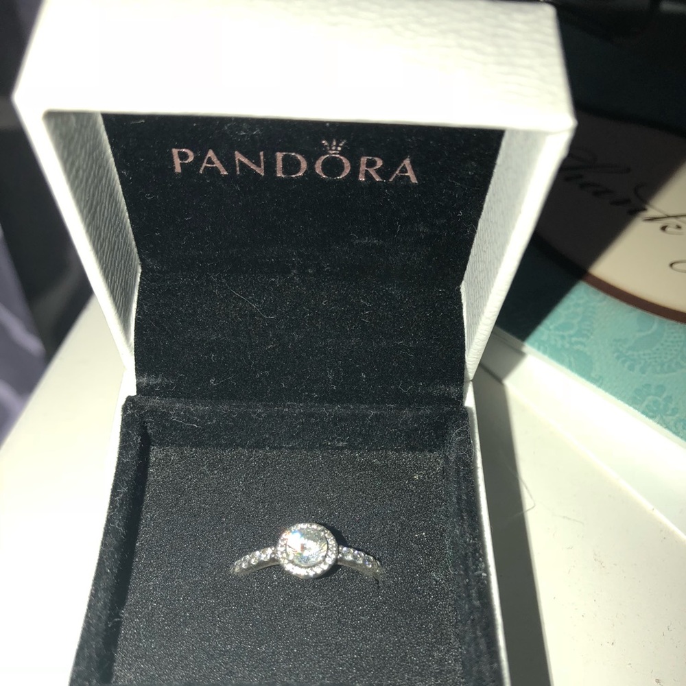 Pandora ring size 7.5